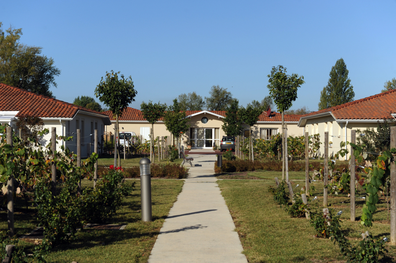 Résidence Les Senioriales de Bergerac : L'entrée du Club-House